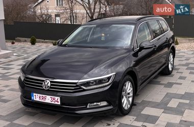 Універсал Volkswagen Passat 2017 в Калуші
