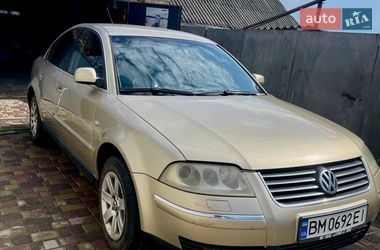 Седан Volkswagen Passat 2003 в Тростянці