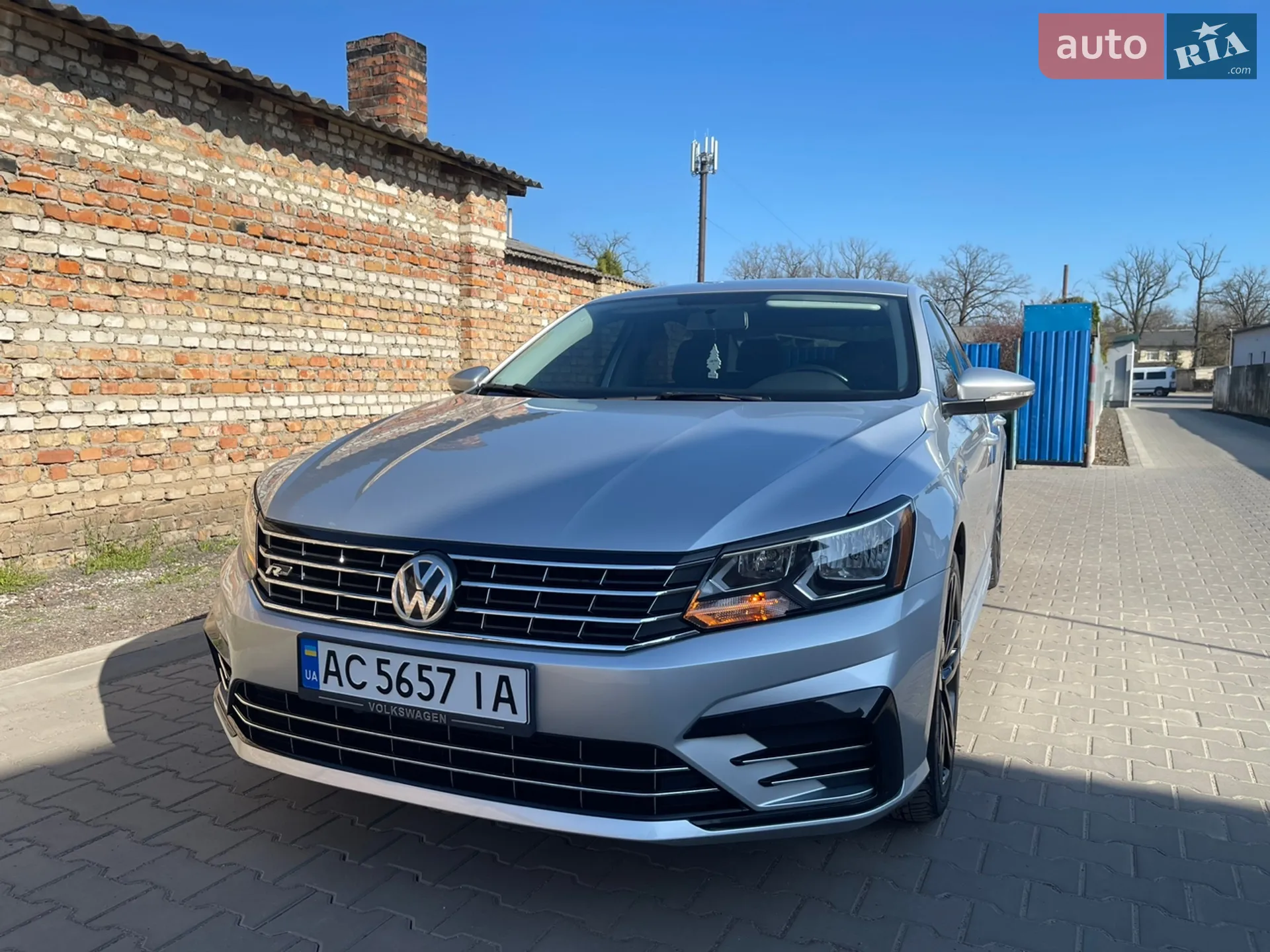 2017 Volkswagen Passat - мініатюра 2