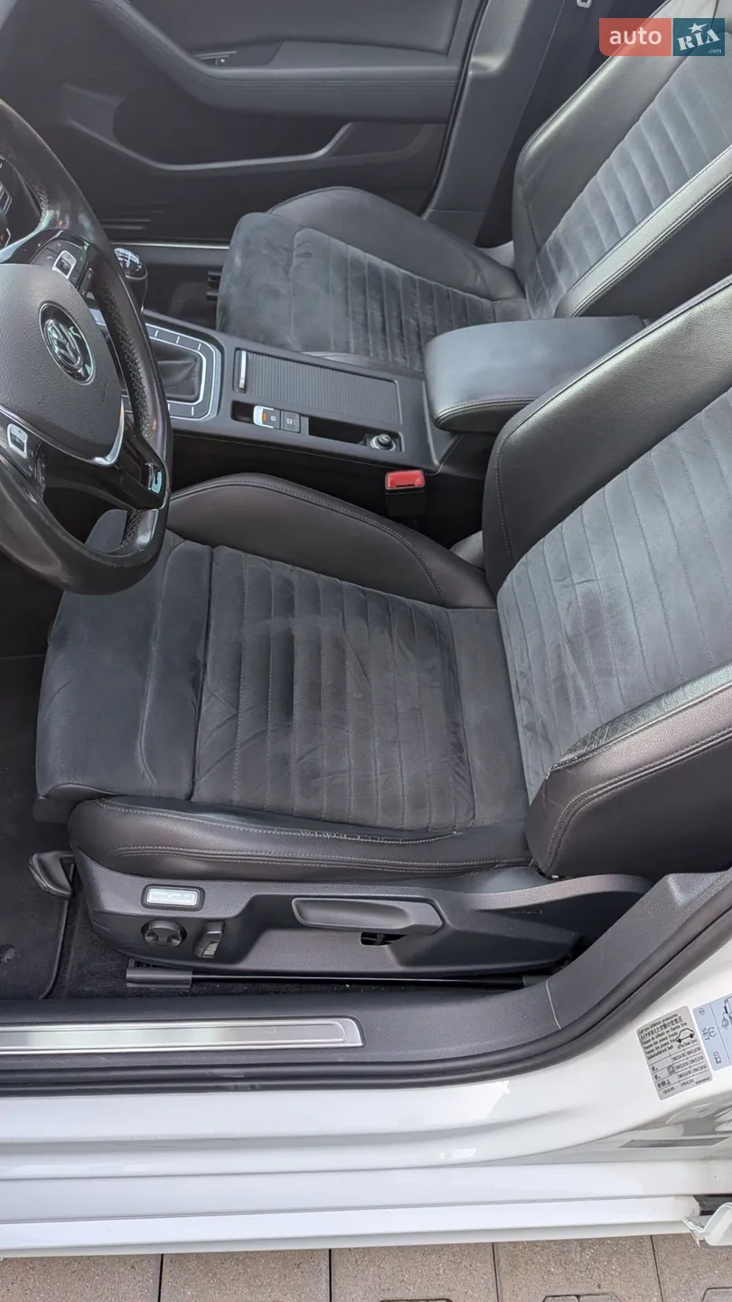 2015 Volkswagen Passat - мініатюра 24