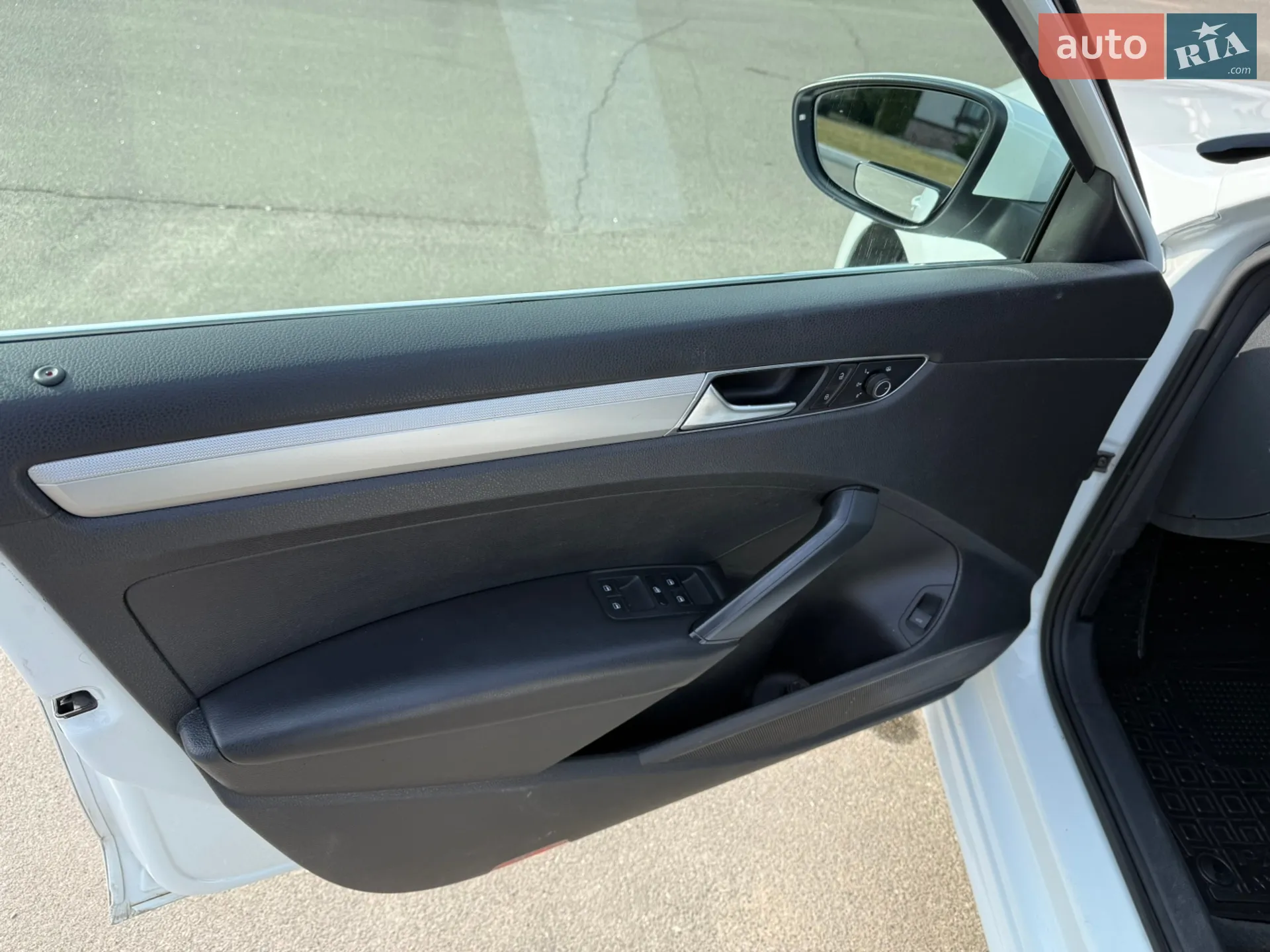 2015 Volkswagen Passat - мініатюра 18