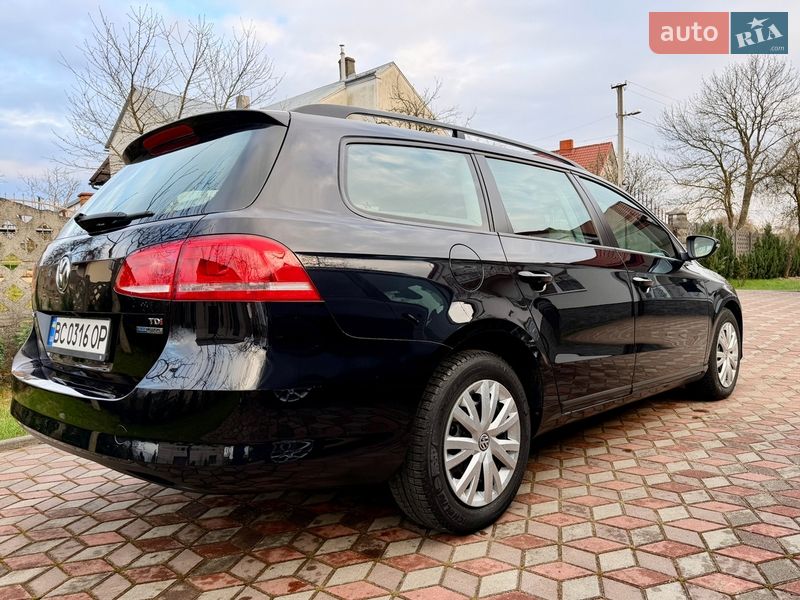 Універсал Volkswagen Passat 2011 в Львові