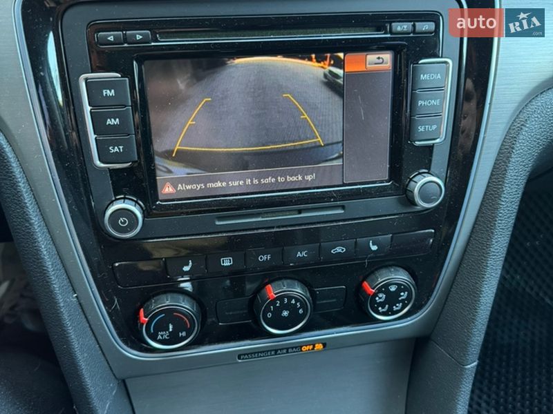 Седан Volkswagen Passat 2013 в Тернополе