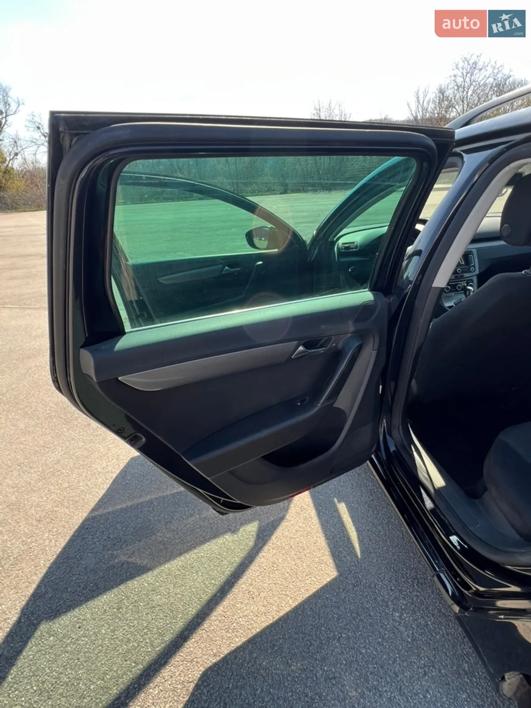 2011 Volkswagen Passat - мініатюра 21