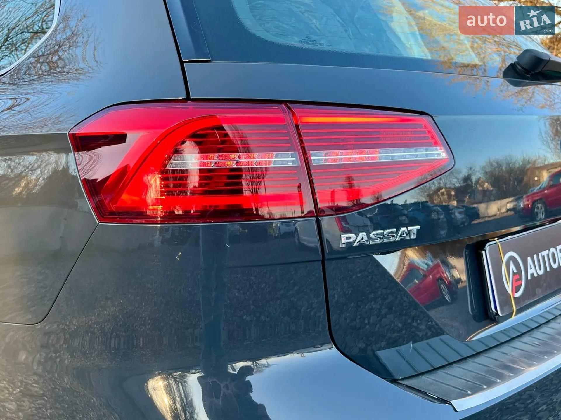 2019 Volkswagen Passat - мініатюра 12