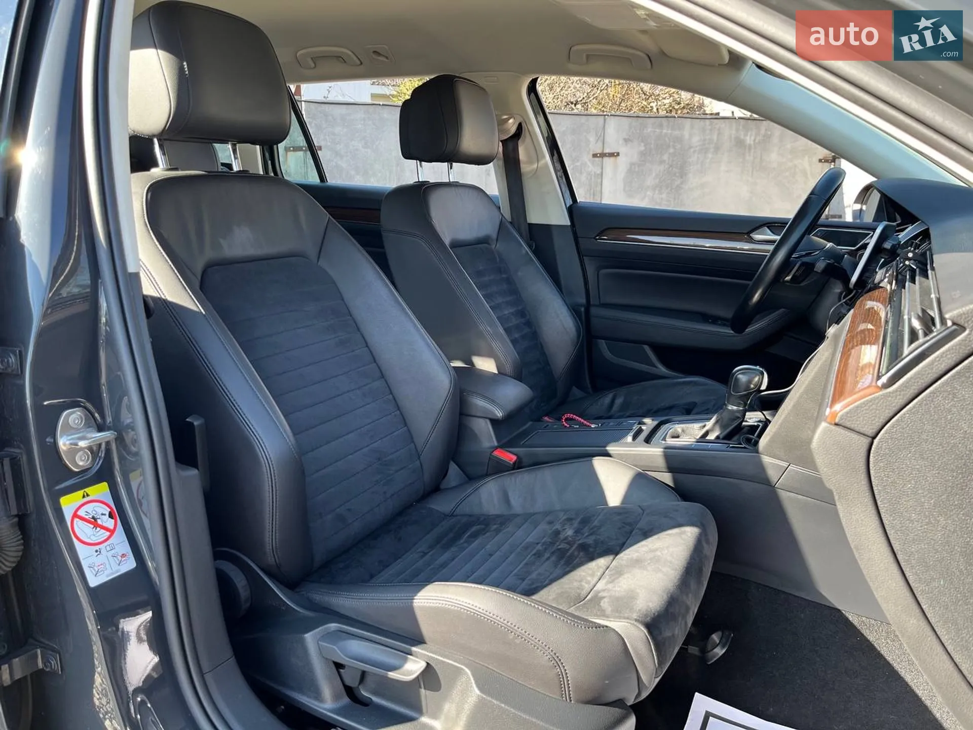 2019 Volkswagen Passat - мініатюра 16