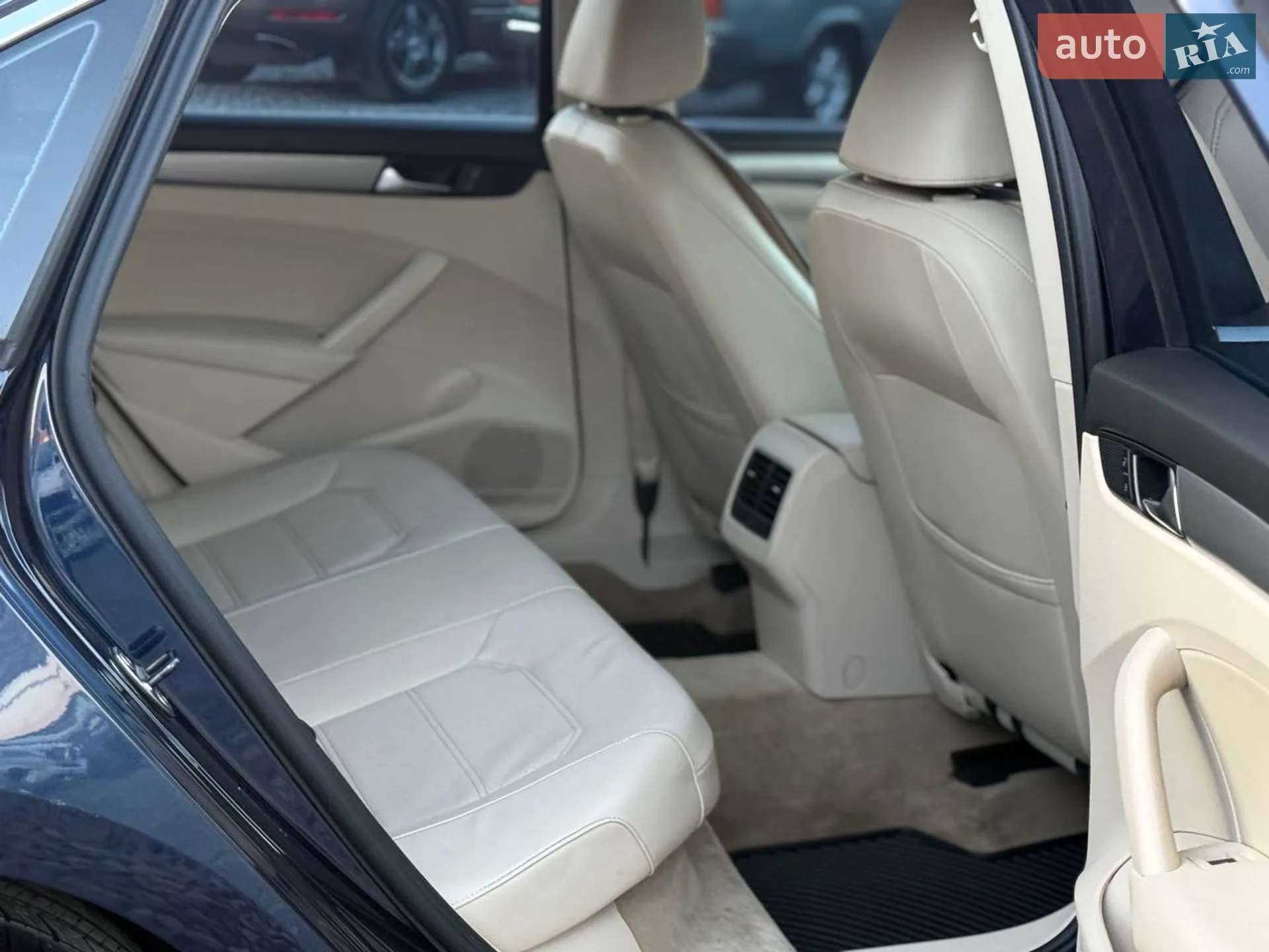 2014 Volkswagen Passat - мініатюра 17