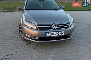Универсал Volkswagen Passat 2012 в Буштыне