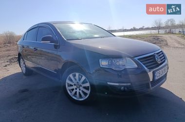 Седан Volkswagen Passat 2007 в Києві