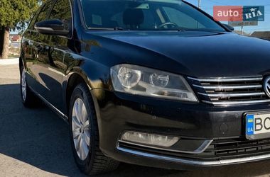 Универсал Volkswagen Passat 2011 в Львове
