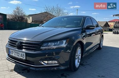 Седан Volkswagen Passat 2017 в Запорожье