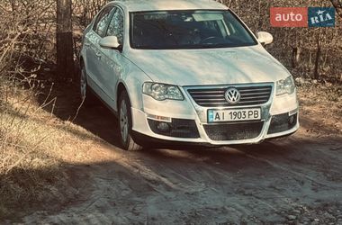 Седан Volkswagen Passat 2008 в Харкові