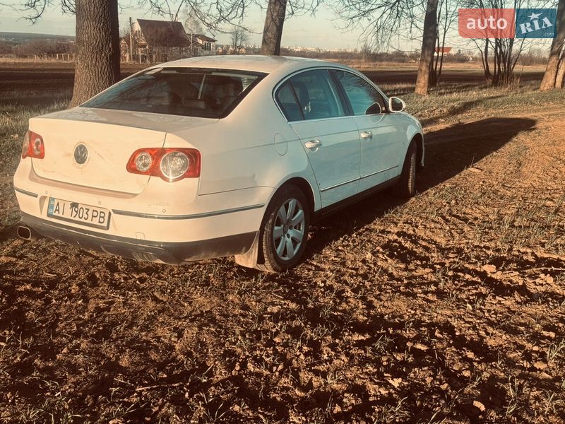 Седан Volkswagen Passat 2008 в Харькове