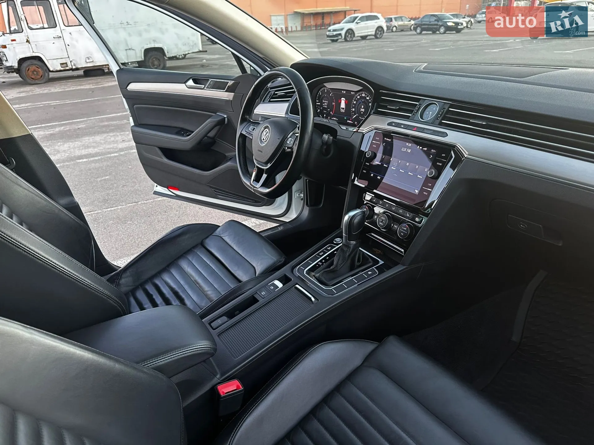 2018 Volkswagen Passat - мініатюра 18
