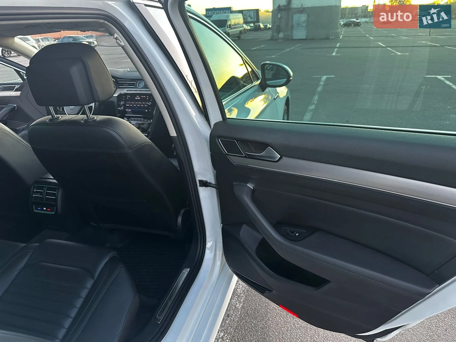 2018 Volkswagen Passat - мініатюра 22