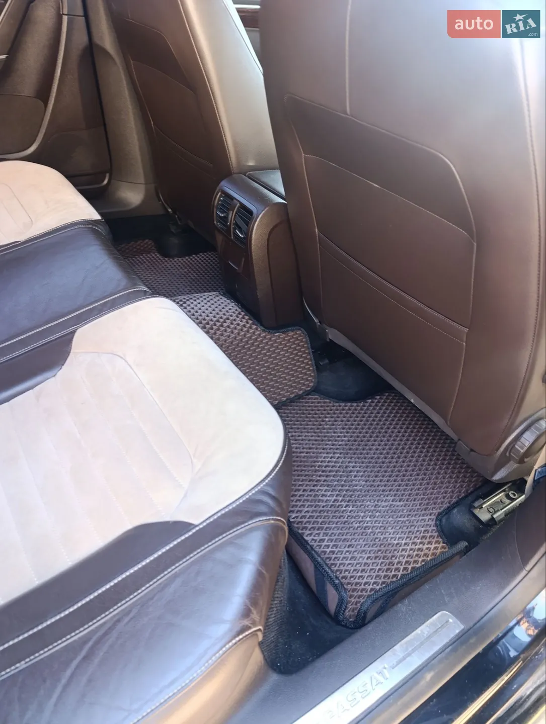 2011 Volkswagen Passat - мініатюра 28