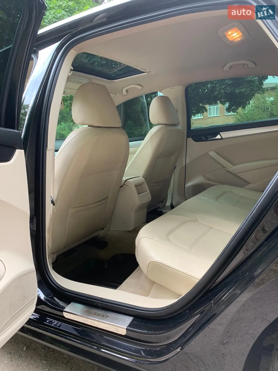 2012 Volkswagen Passat - мініатюра 2