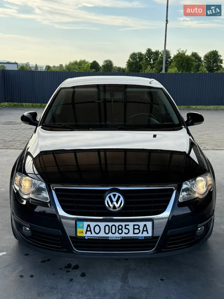 2010 Volkswagen Passat - мініатюра 21