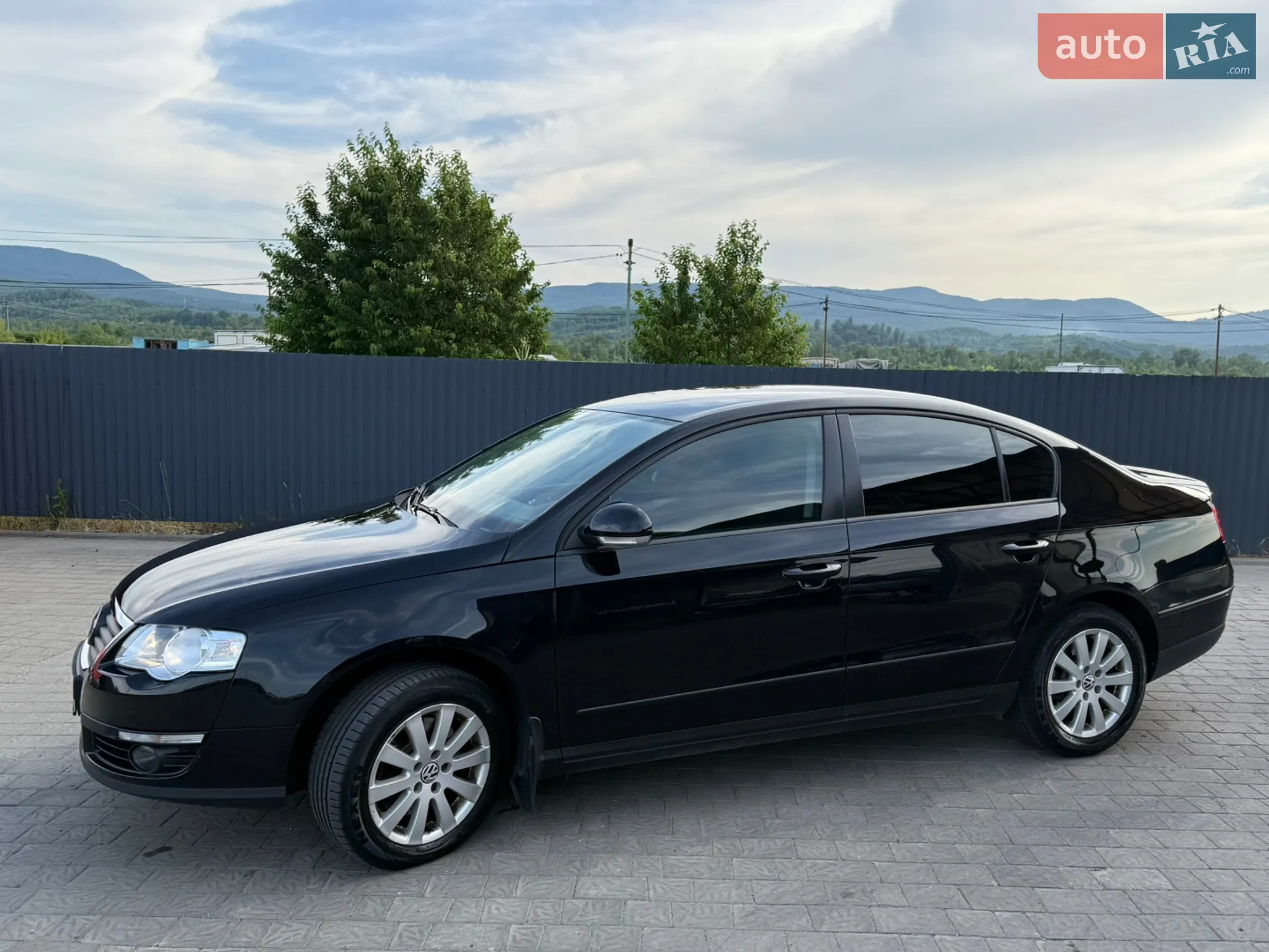 2010 Volkswagen Passat - мініатюра 5