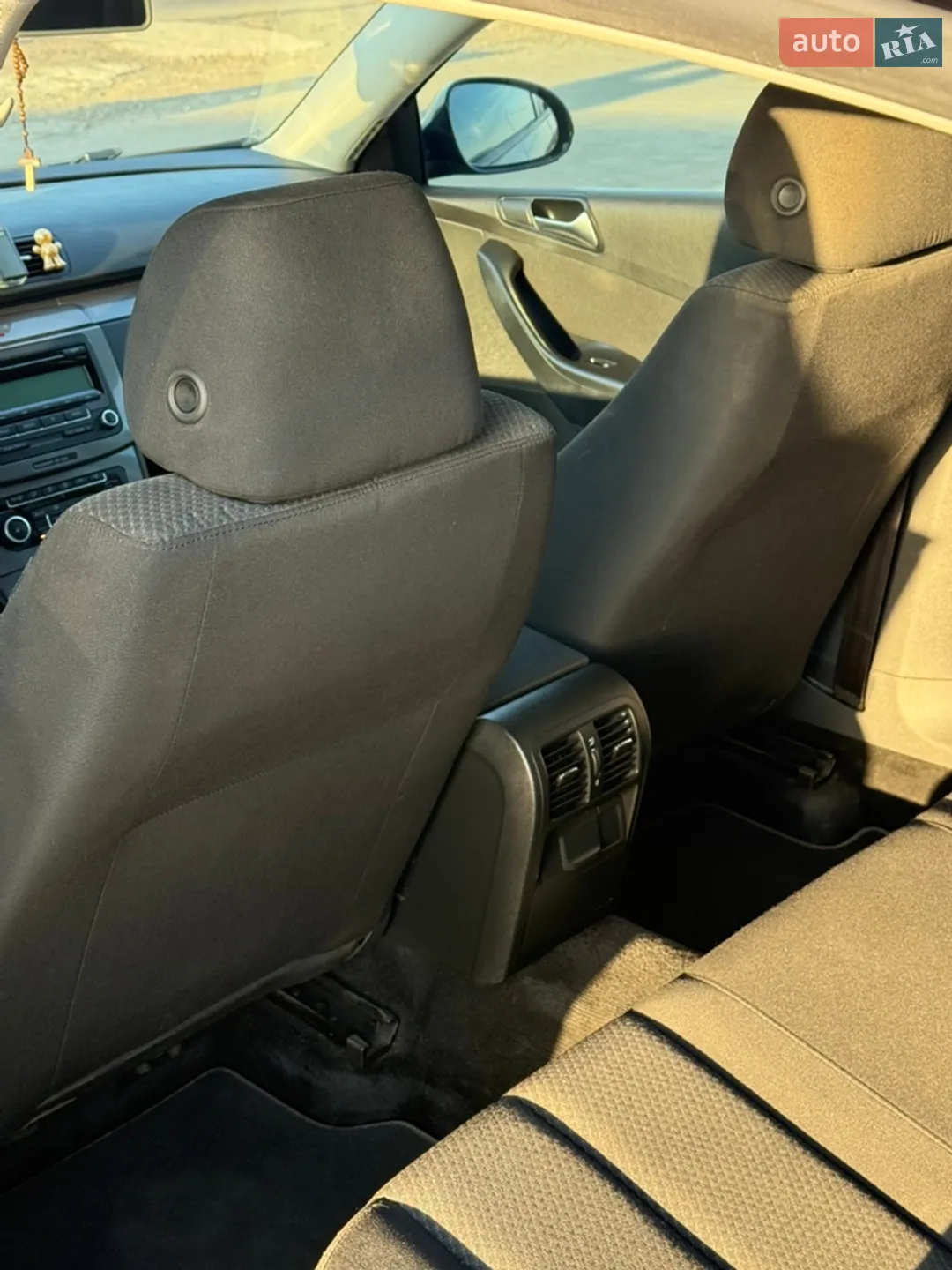 2010 Volkswagen Passat - мініатюра 36