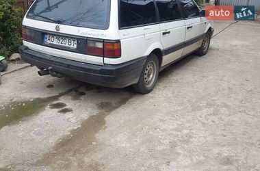 Універсал Volkswagen Passat 1990 в Рахові