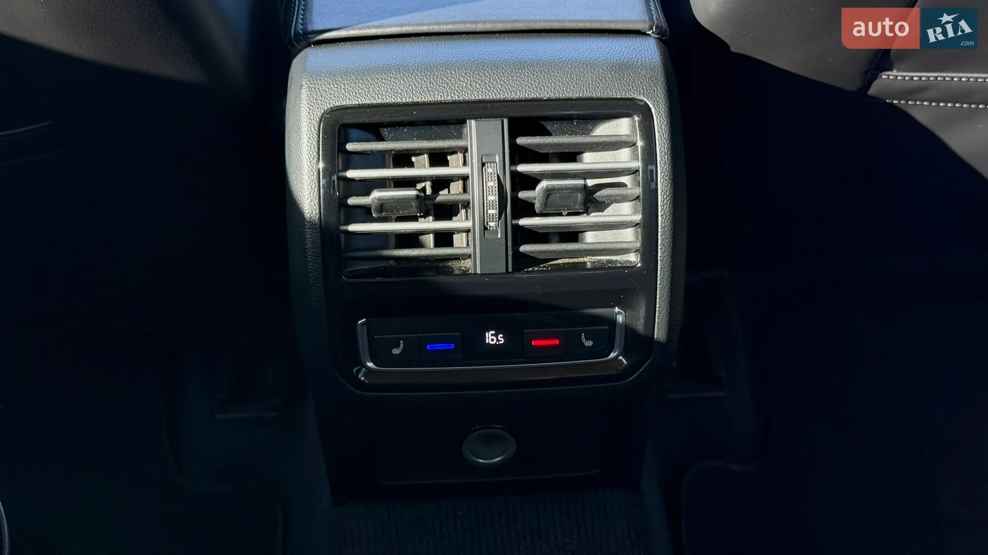 2017 Volkswagen Passat - мініатюра 21