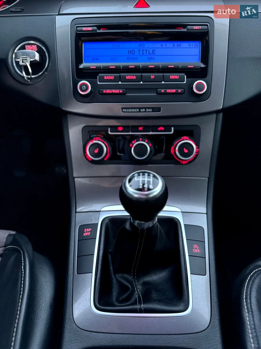 2010 Volkswagen Passat - мініатюра 19