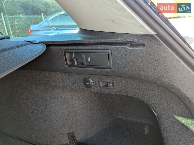 Универсал Volkswagen Passat 2020 в Львове