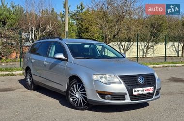 Универсал Volkswagen Passat 2009 в Хмельницком
