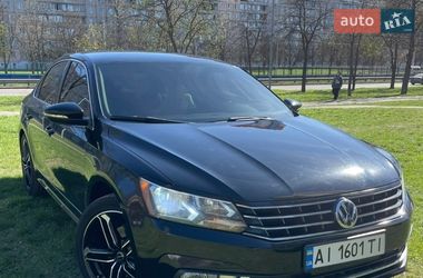 Седан Volkswagen Passat 2016 в Киеве