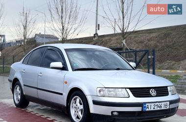 Седан Volkswagen Passat 1997 в Ірпені