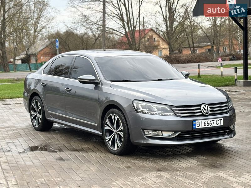 Седан Volkswagen Passat 2012 в Миргороде