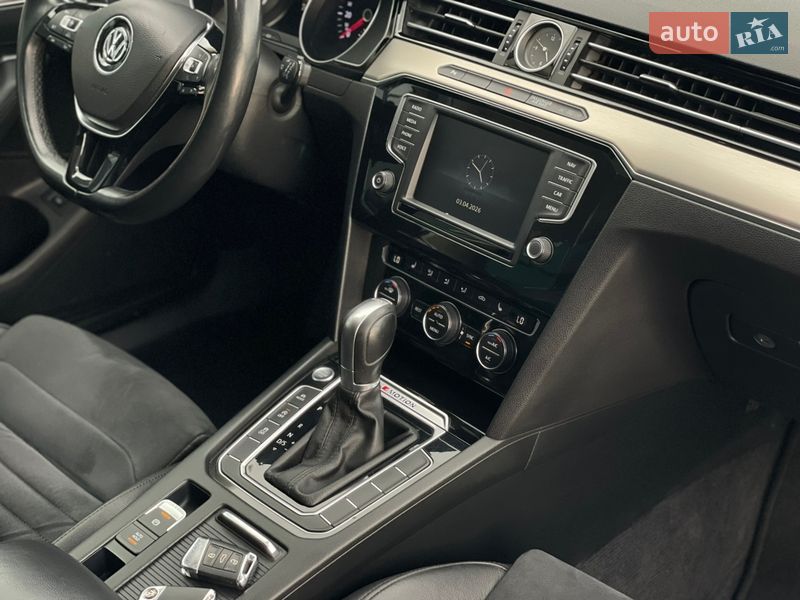 Универсал Volkswagen Passat 2016 в Калуше