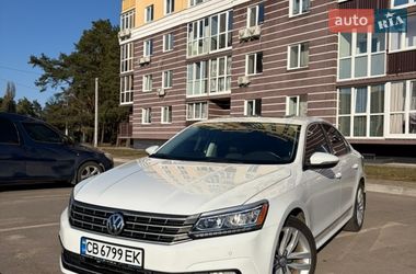 Седан Volkswagen Passat 2016 в Чернигове