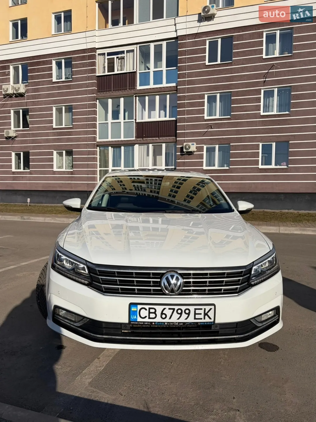 2016 Volkswagen Passat - мініатюра 2
