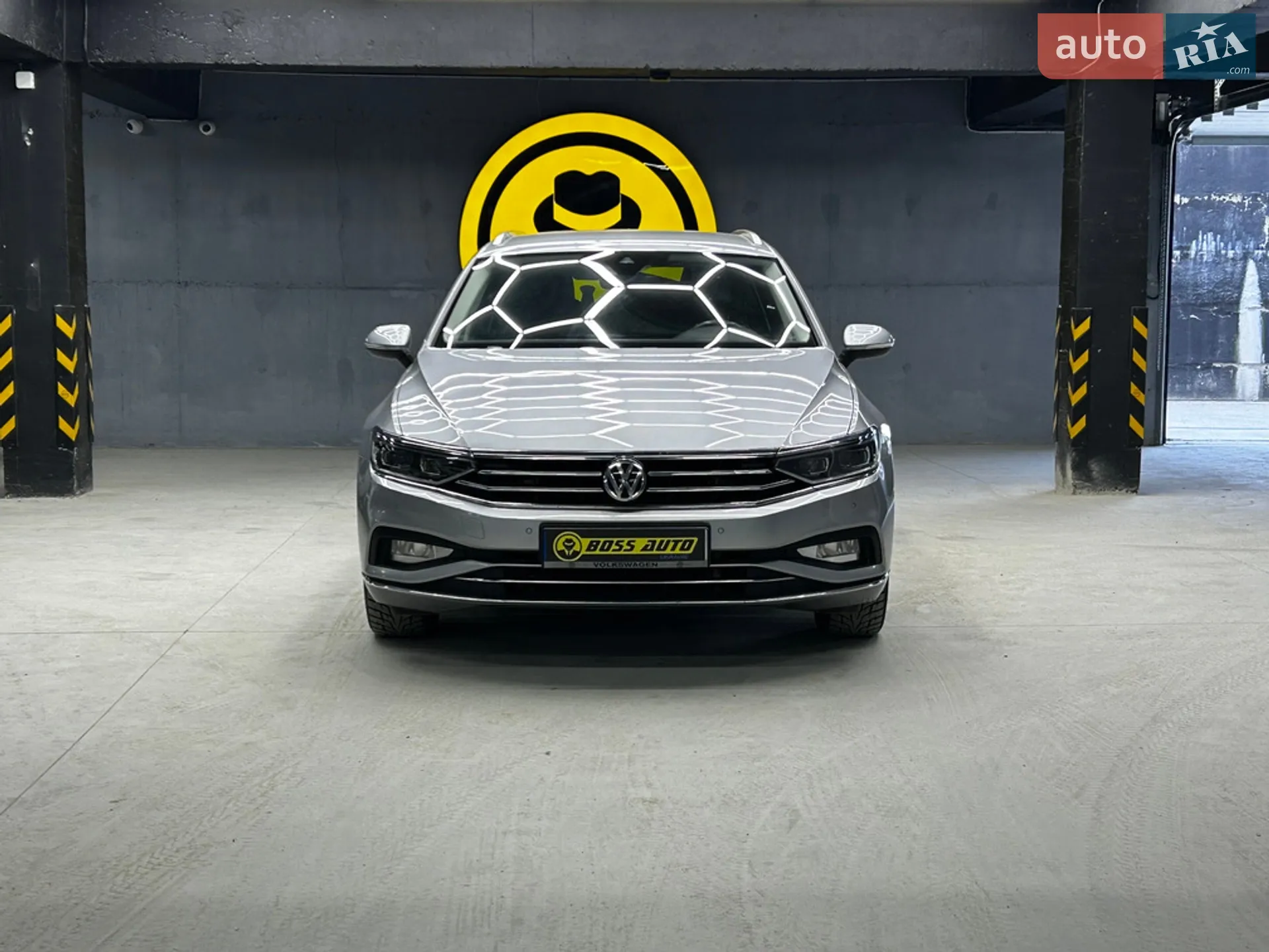 2019 Volkswagen Passat - мініатюра 2
