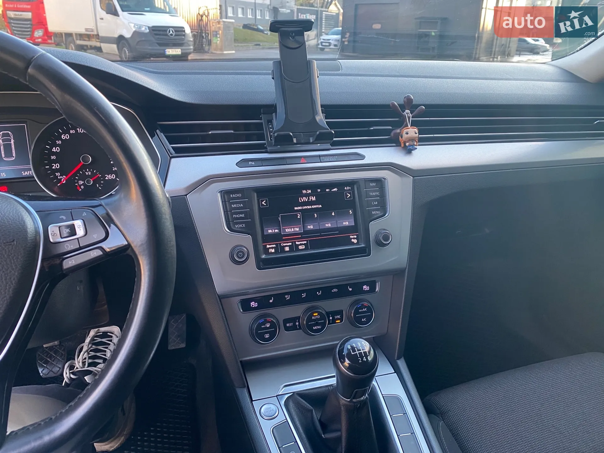 2015 Volkswagen Passat - мініатюра 21
