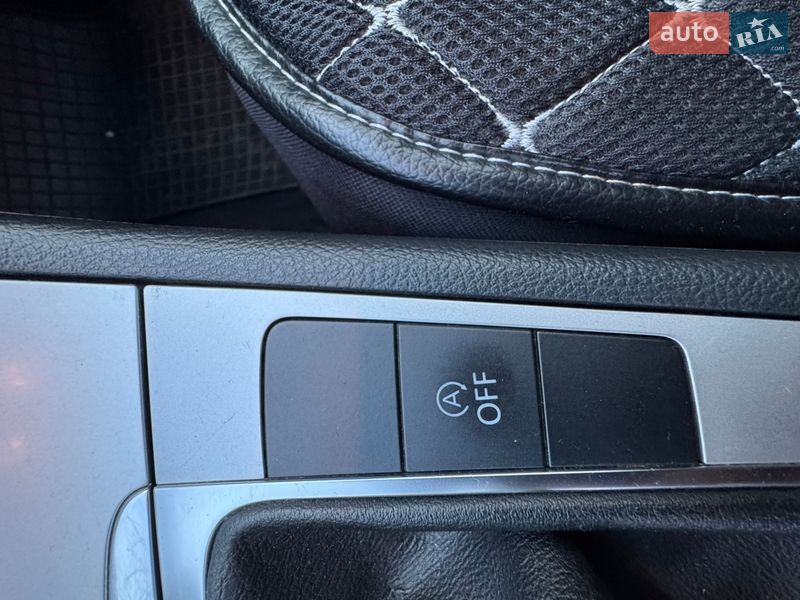 Седан Volkswagen Passat 2010 в Николаеве