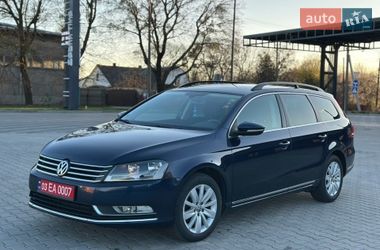 Універсал Volkswagen Passat 2011 в Нововолинську