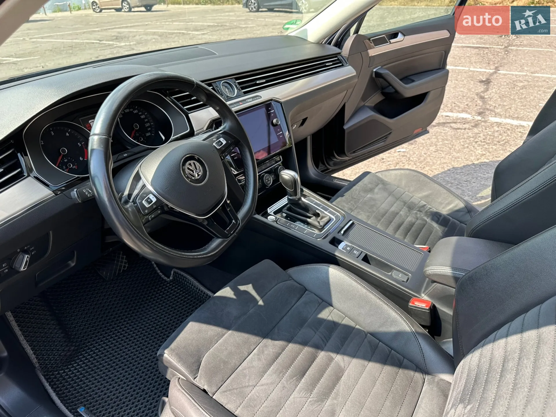 2017 Volkswagen Passat - мініатюра 27