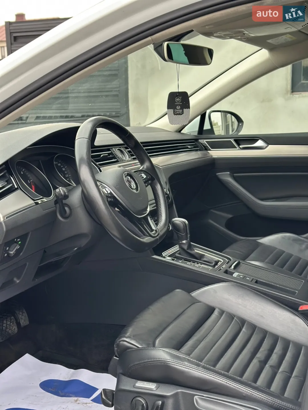 2015 Volkswagen Passat - мініатюра 23