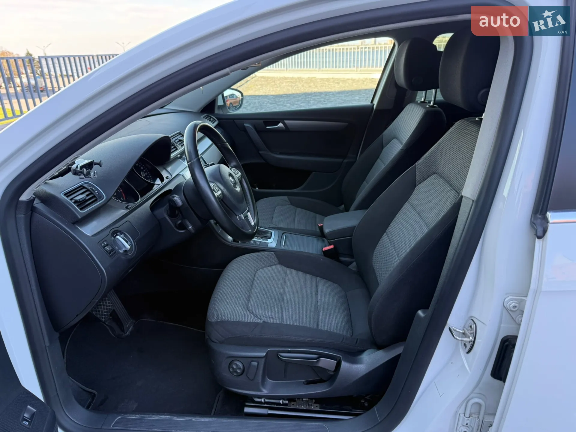 2013 Volkswagen Passat - мініатюра 14