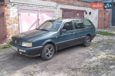 Универсал Volkswagen Passat 1988 в Чернигове