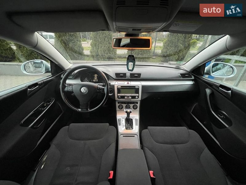 Универсал Volkswagen Passat 2009 в Вараше