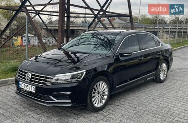 Седан Volkswagen Passat 2015 в Львове