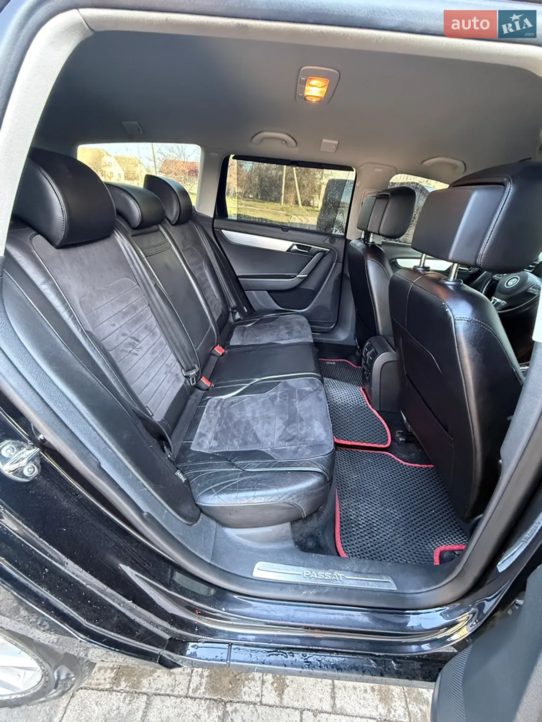 2011 Volkswagen Passat - мініатюра 35