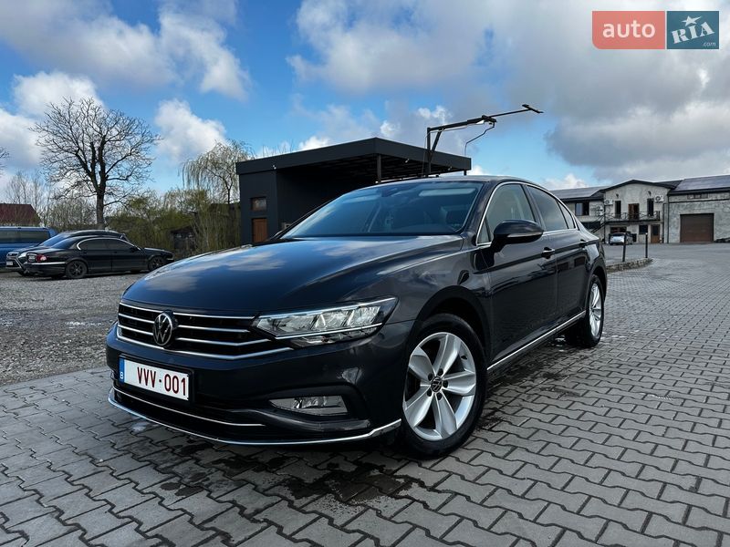 Volkswagen Passat 2021