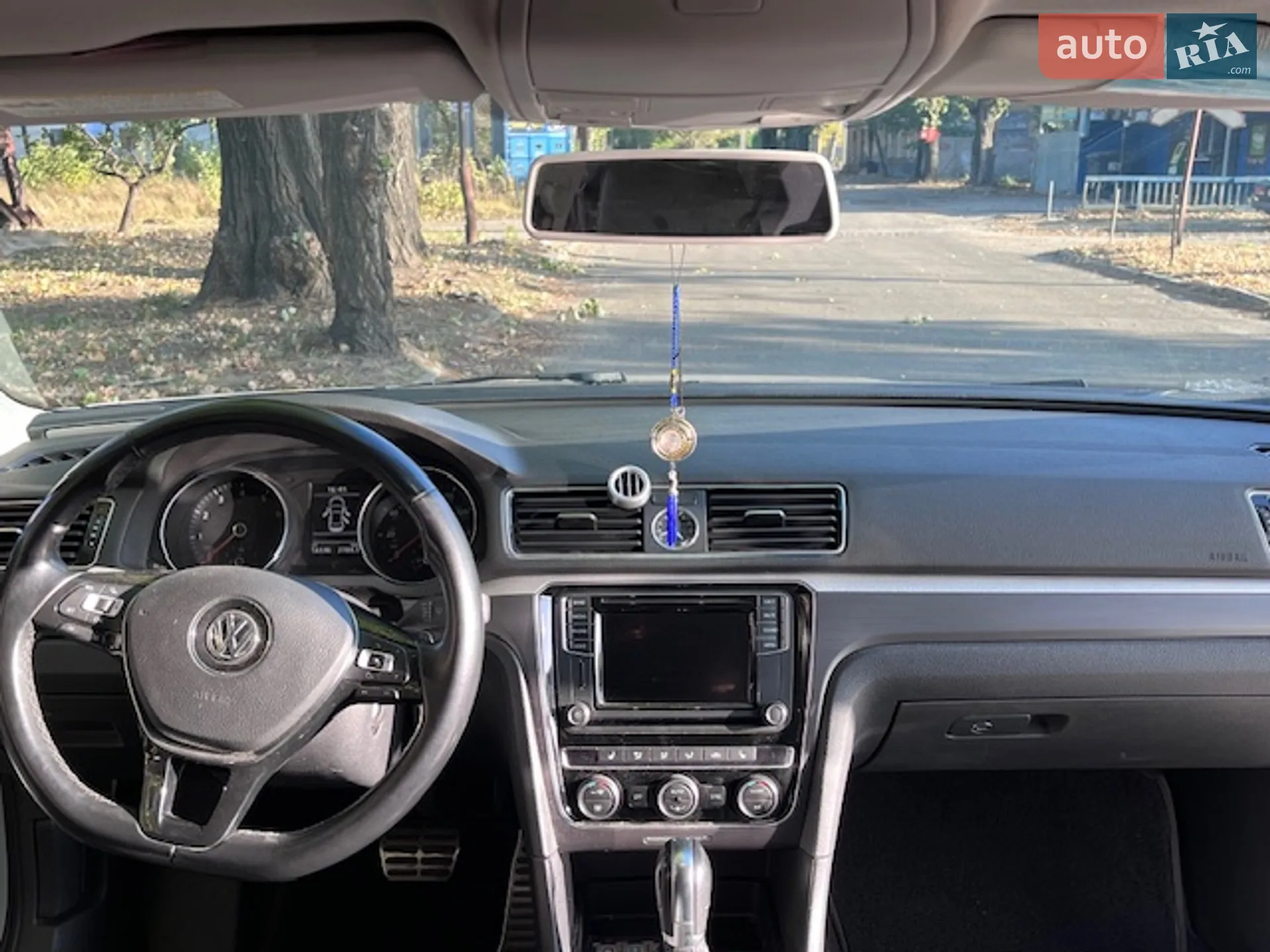 2017 Volkswagen Passat - мініатюра 24