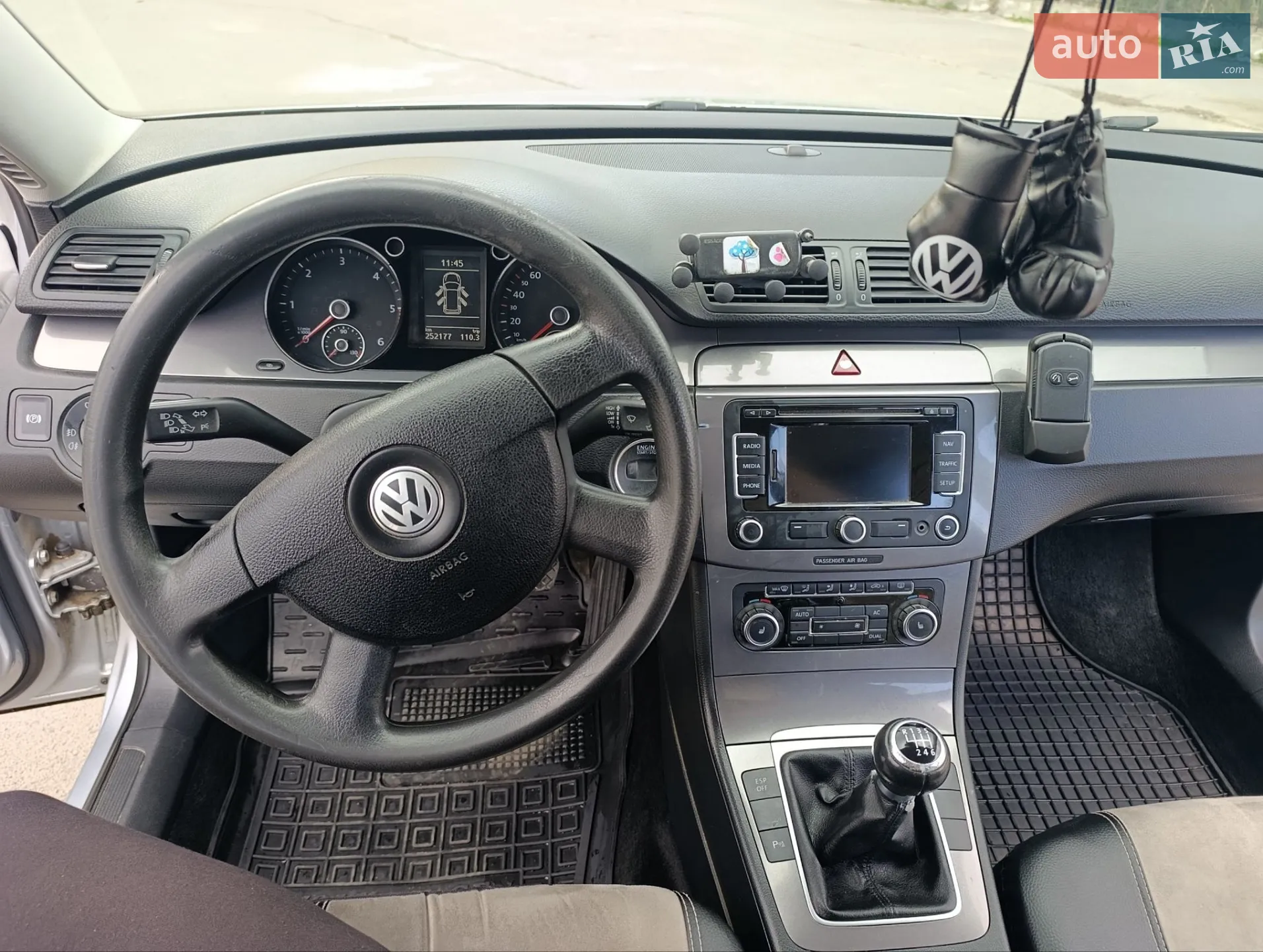 2010 Volkswagen Passat - мініатюра 11