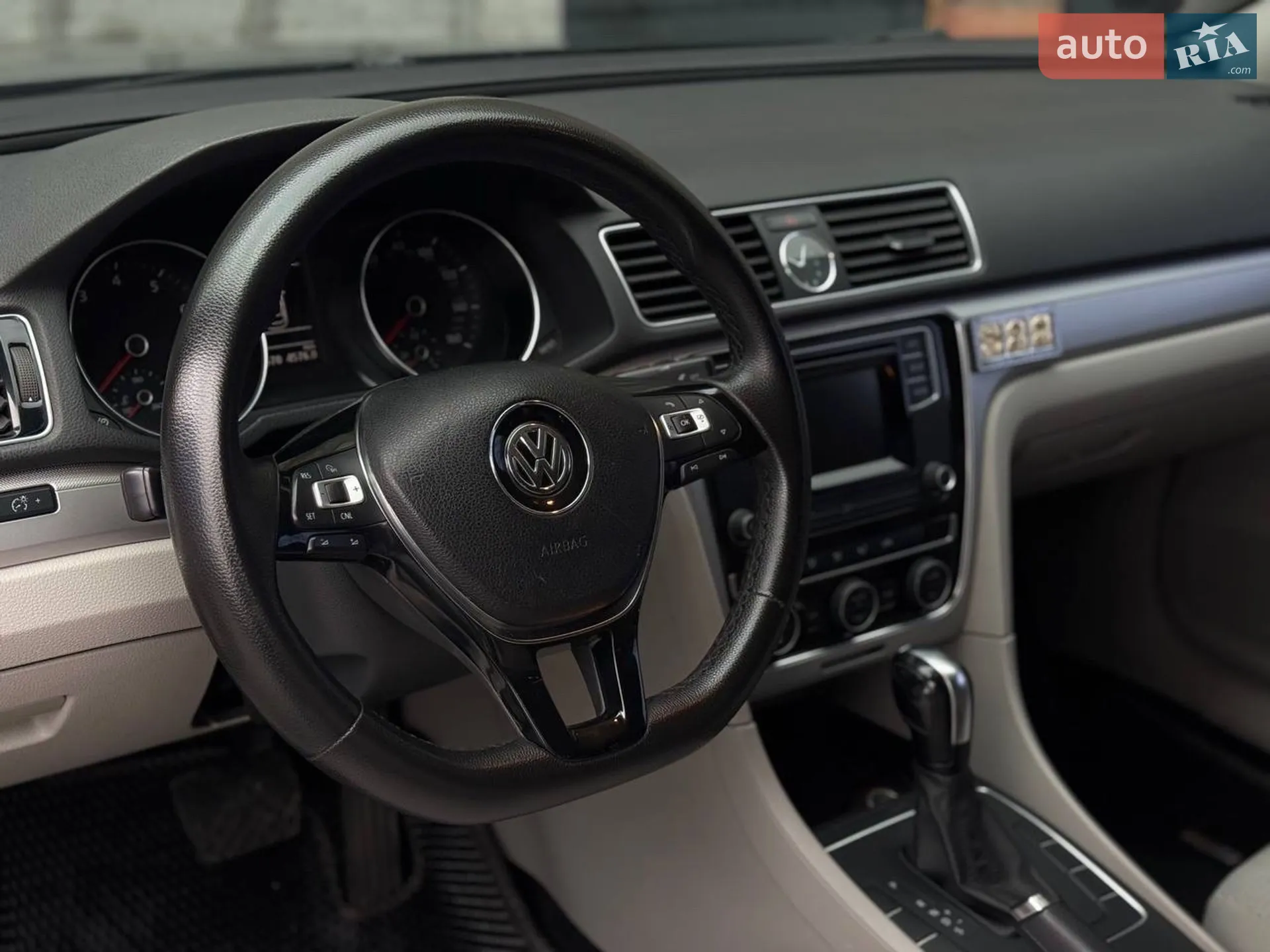 2016 Volkswagen Passat - мініатюра 9